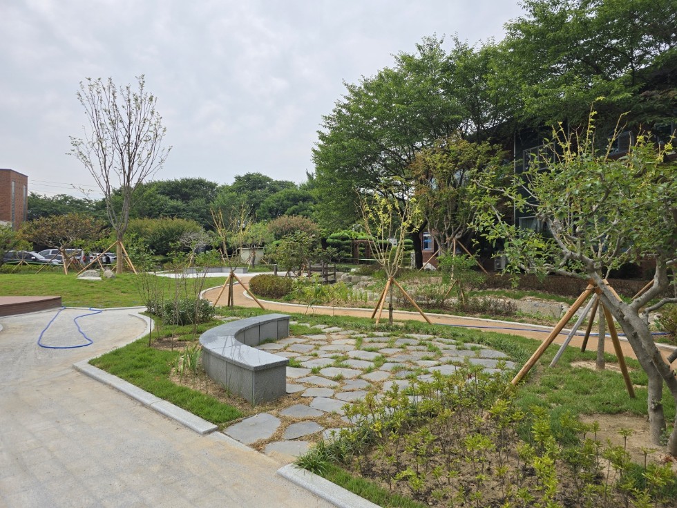 운동장 생태공원 14